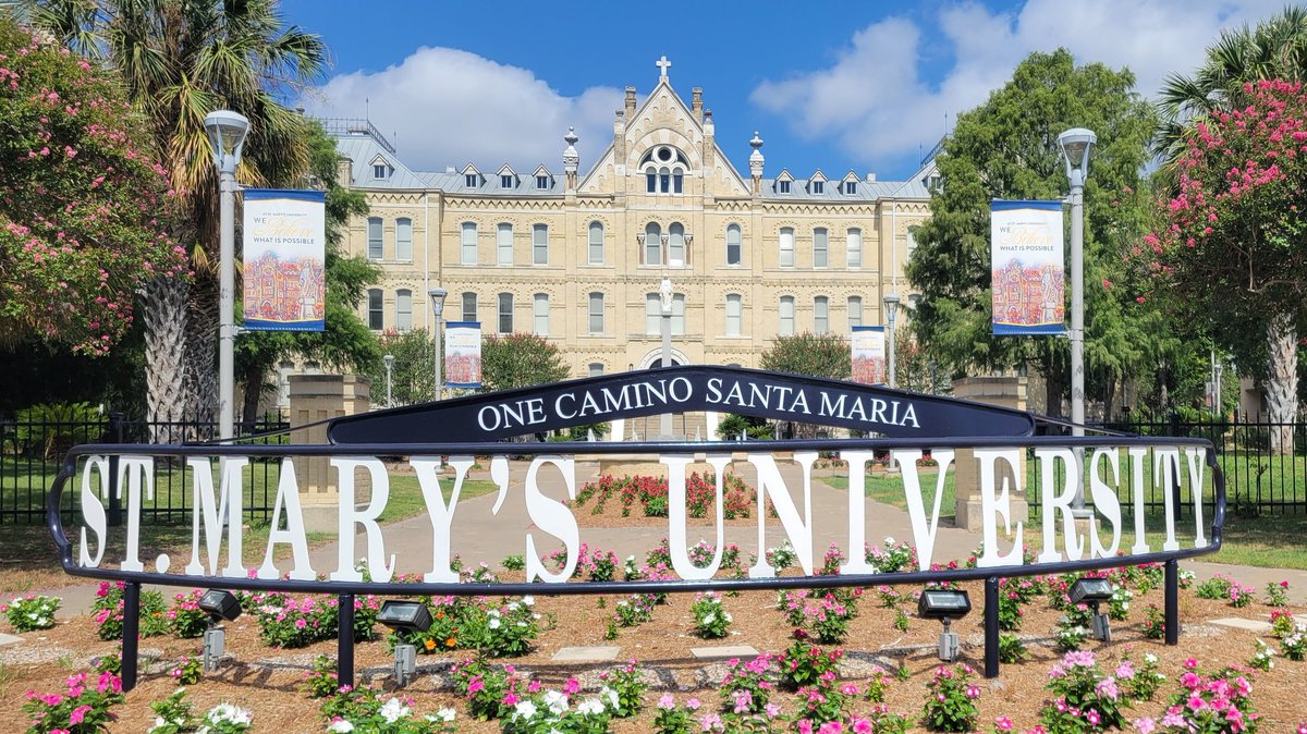 It's a postcard-worthy day at #StMU. #thursdaymorning #SanAntonio #Texas