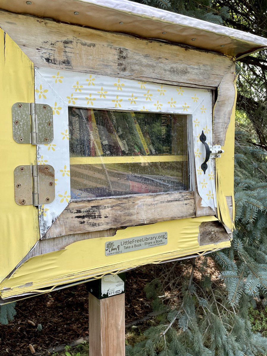 AlwaysWriteTime's tweet image. #freelittlelibrary
#workingvacation 
#storyfodder #amwriting #romanceauthor