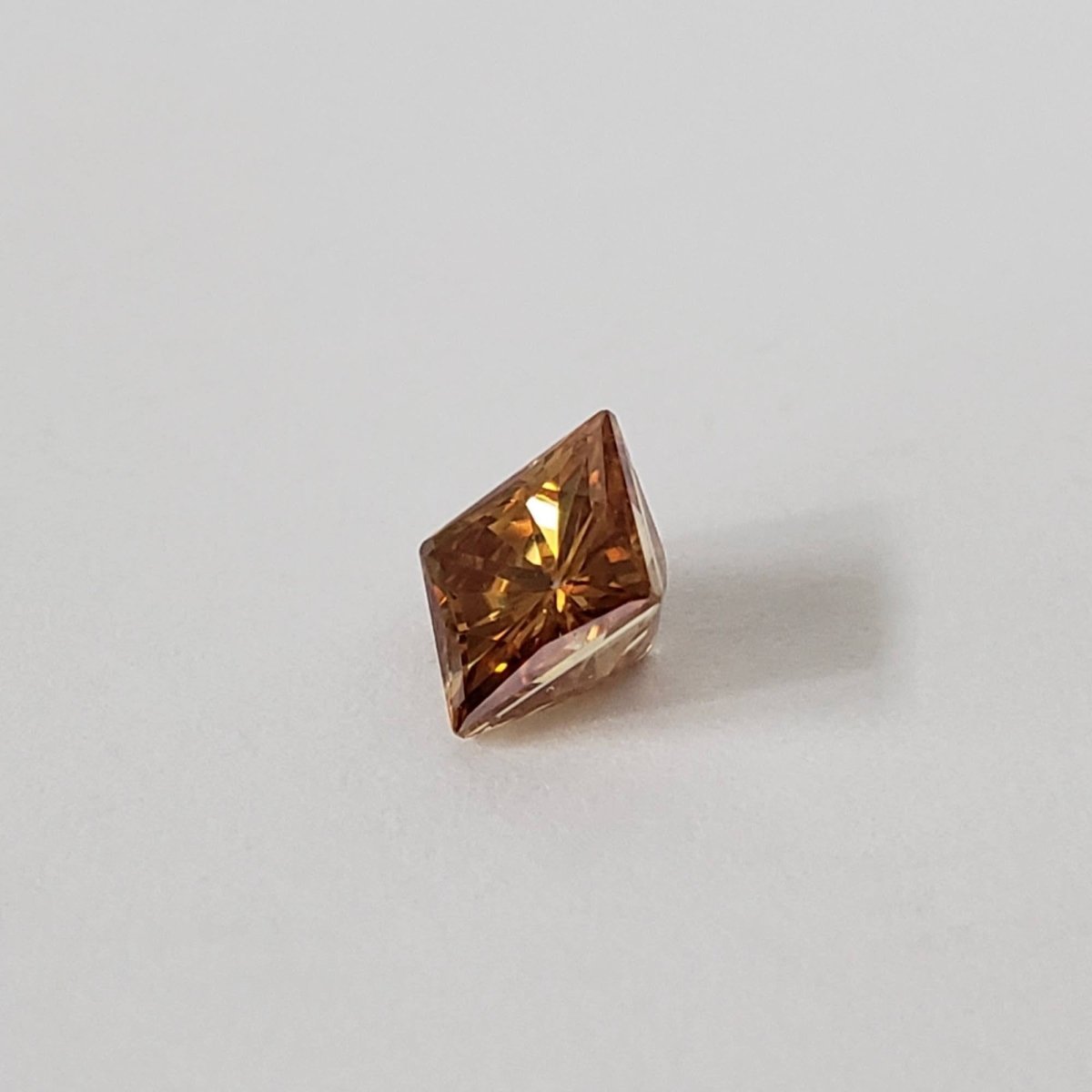 CanagemDotCom's tweet image. Moissanite | Princess Cut | Cognac | 5mm 
presented by Canagem.com 

at canagem.com/products/moiss…

#DiamondReplacement #DiamondAlternative