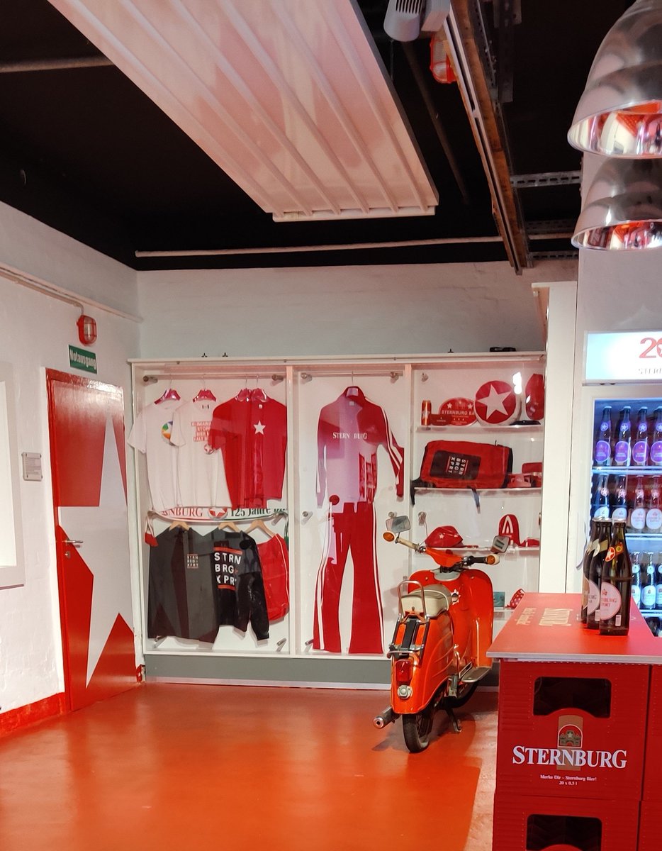 netscripter's tweet image. Hatte aber eigentlich ein anderes Outfit vom Chef erwartet. #MACHN23