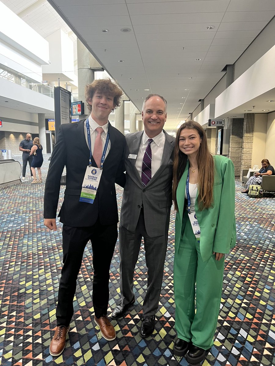 Ballard HS FBLA tweet media