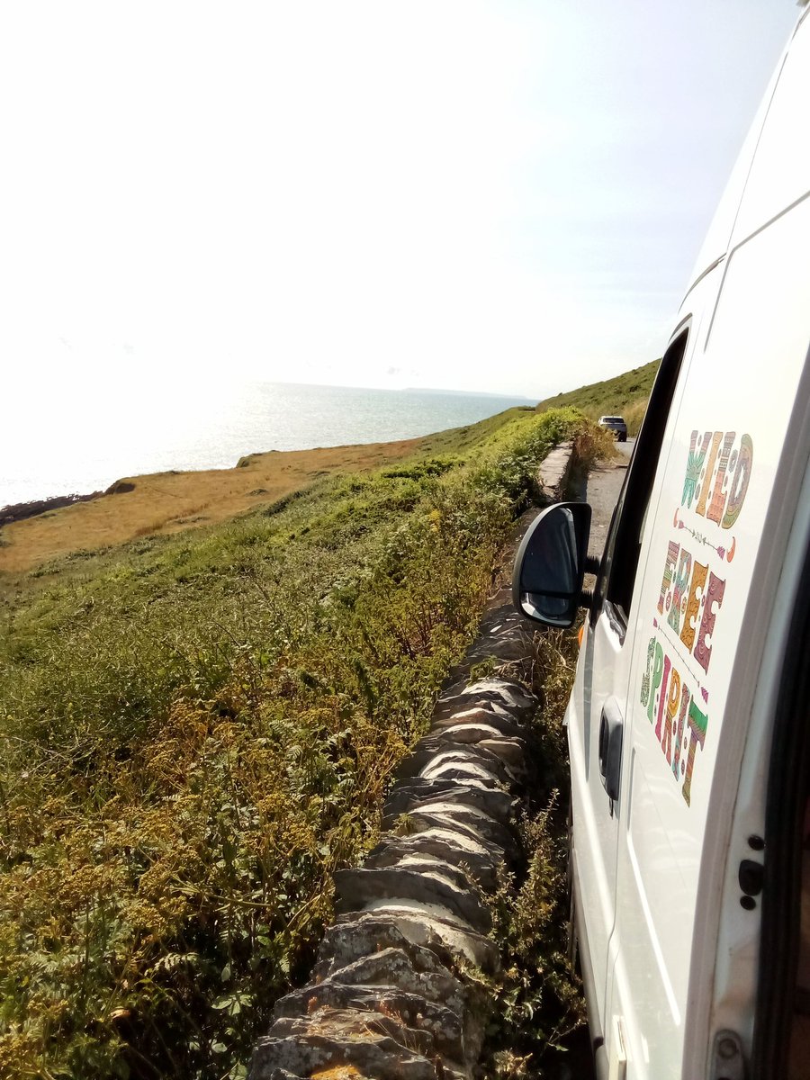 RollingBeachHut's tweet photo. New day, new garden. Saunton, North Devon. I don't usually usually overnight beside busy roads but what a spot 😯  #solotravel https://t.co/Guz1IeemUj