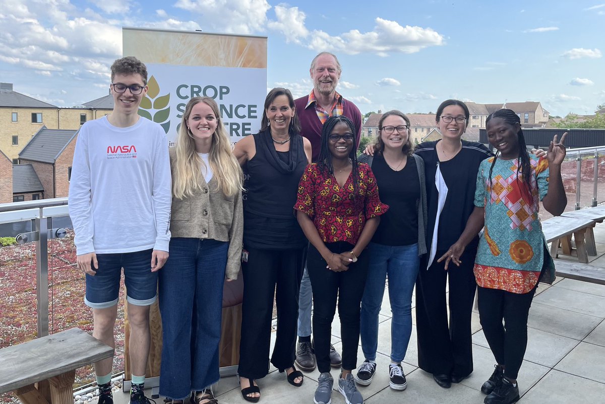 Wonderful to host Mavis and Pearl from ⁦@wacci_gh⁩ at the ⁦@CropSciCentre⁩ discussing rice and maize improvement in Africa
