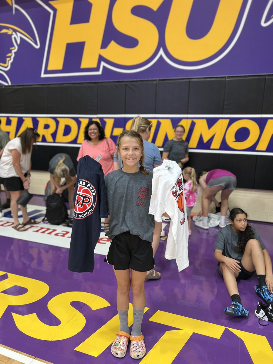 kellybrooke627's tweet photo. Tx prep camp this week!! #workhard #hustle #defensemvp #tired #lhb https://t.co/ATyO4m8o7G