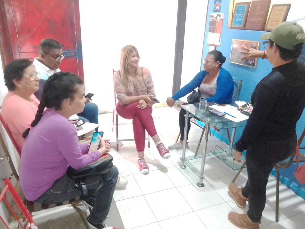 #29Jun 📻 En el sector Paraparal, parroquia Los Guayos, la Fundación Gran Misión Hogares de la Patria del estado #Carabobo, en articulación realizó el taller de creación de fotografías, vídeos y contenidos para las publicaciones de Redes Sociales, el mismo, estuvo a cargo