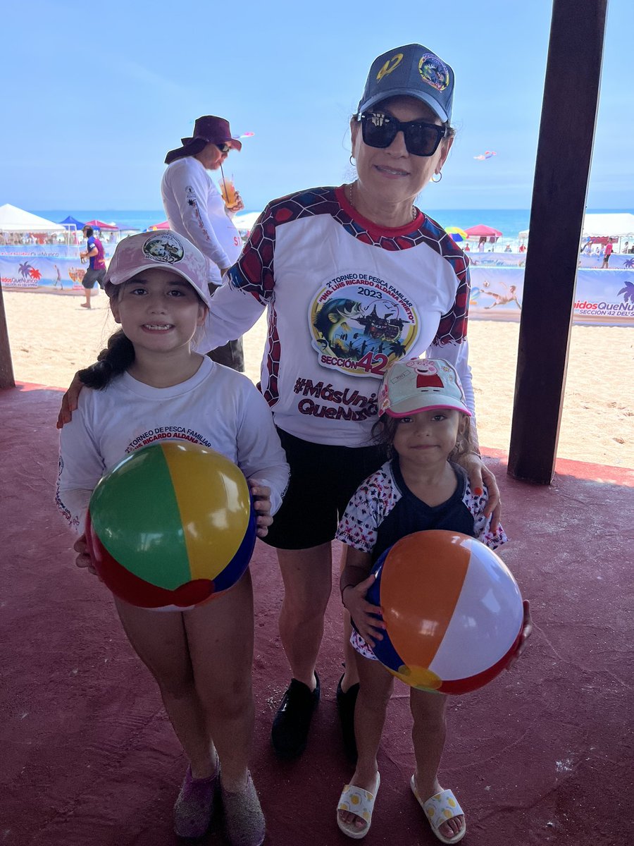 marja_ruano's tweet photo. Excelente convivencia en el Gran y 2do Torneo de Pesca 🎣con #LaFamiliaPetrolera  #MasUnidosQueNunca Agradeciendo a nuestro Líder @lgps03101 Ing. Aldana @MarcoAzuara1 en donde se vivió la Unión, Compañerismo y Diversión familiar de la @Seccion42_STPRM @STPRMHSeccin42 https://t.co/066FFwlPhv