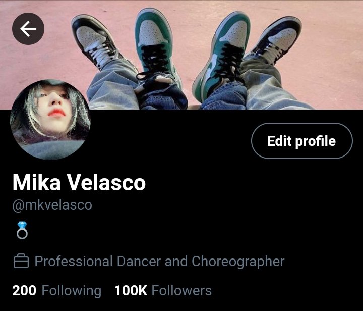 MINA_halTWICE's tweet photo. MICHAENG AU (taglish)

|  Wag Ka Nang Mawala  | 

A filo MICHAENG AU where Callie Alvarez's (CY) greatest 'what if' is Mika Velasco (MN) who came back after they broke up 3 years ago. 

"Paano kung bumalik ang greatest 'what if' mo?"

"Anong gagawin mo?"

#WKNM_AU https://t.co/p4Cx6eUvKN