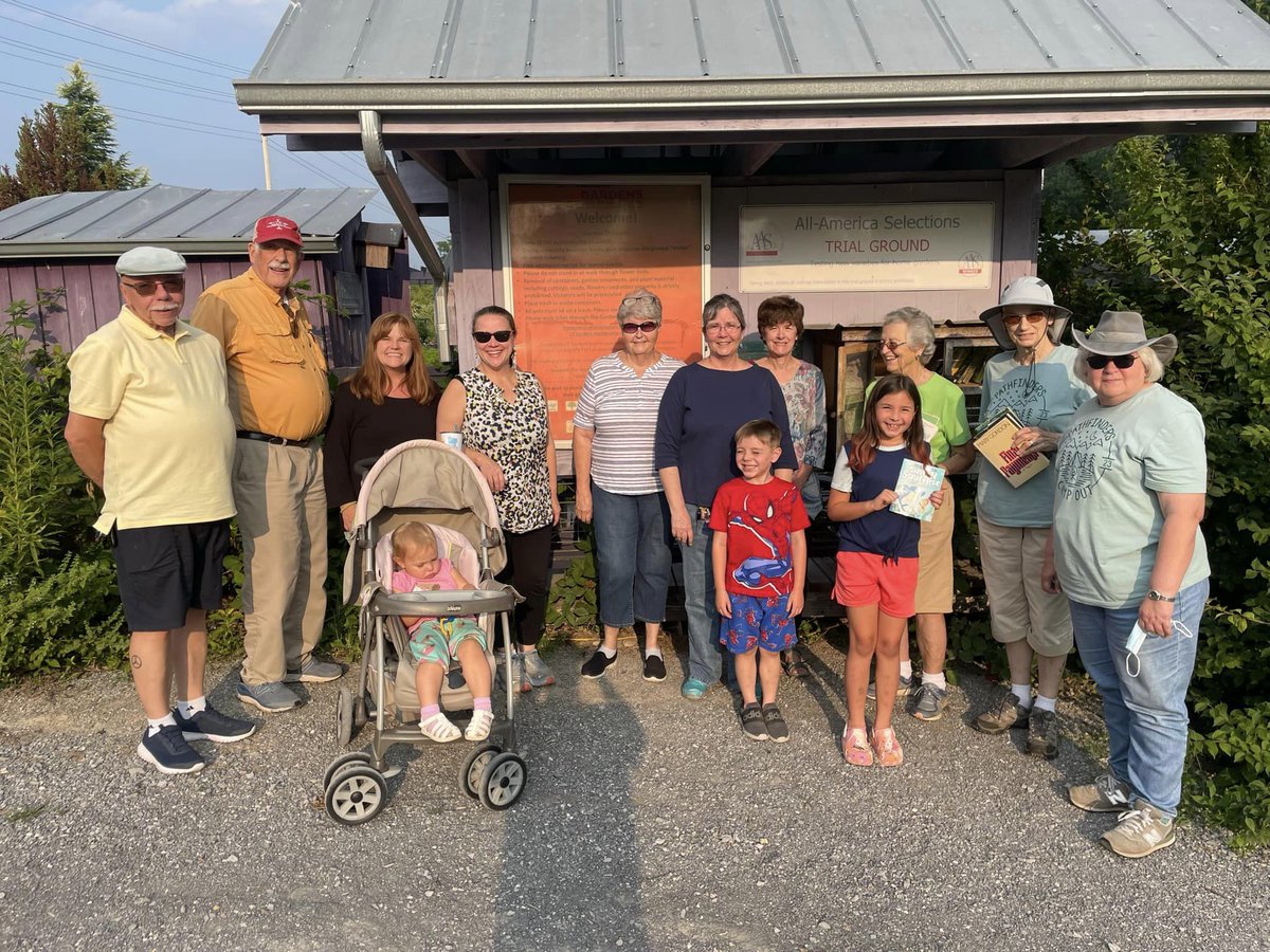 graystonepcusa's tweet photo. Wednesday Walkers had a great walk at the UT Gardens last night and brought books with them to help fill the little library located within the gardens. https://t.co/K3ORjVFsvS
