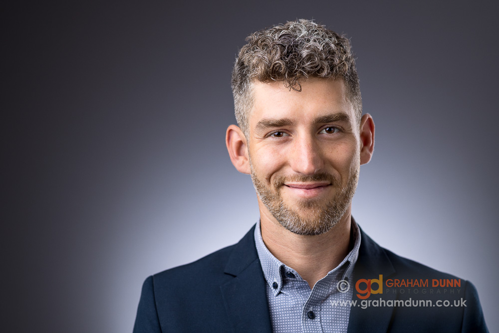 GrahamDunnPhoto's tweet photo. Business portrait &amp; Linkedin profile picture from last week's relaxed headshot session with Michal. A very nice chap &amp; a pleasure to work with...
#headshotsheffield #businessportrait #sheffieldportraits #headshotphotographer #linkedinprofileportrait #confidentandapproachable https://t.co/1A8j497EX2