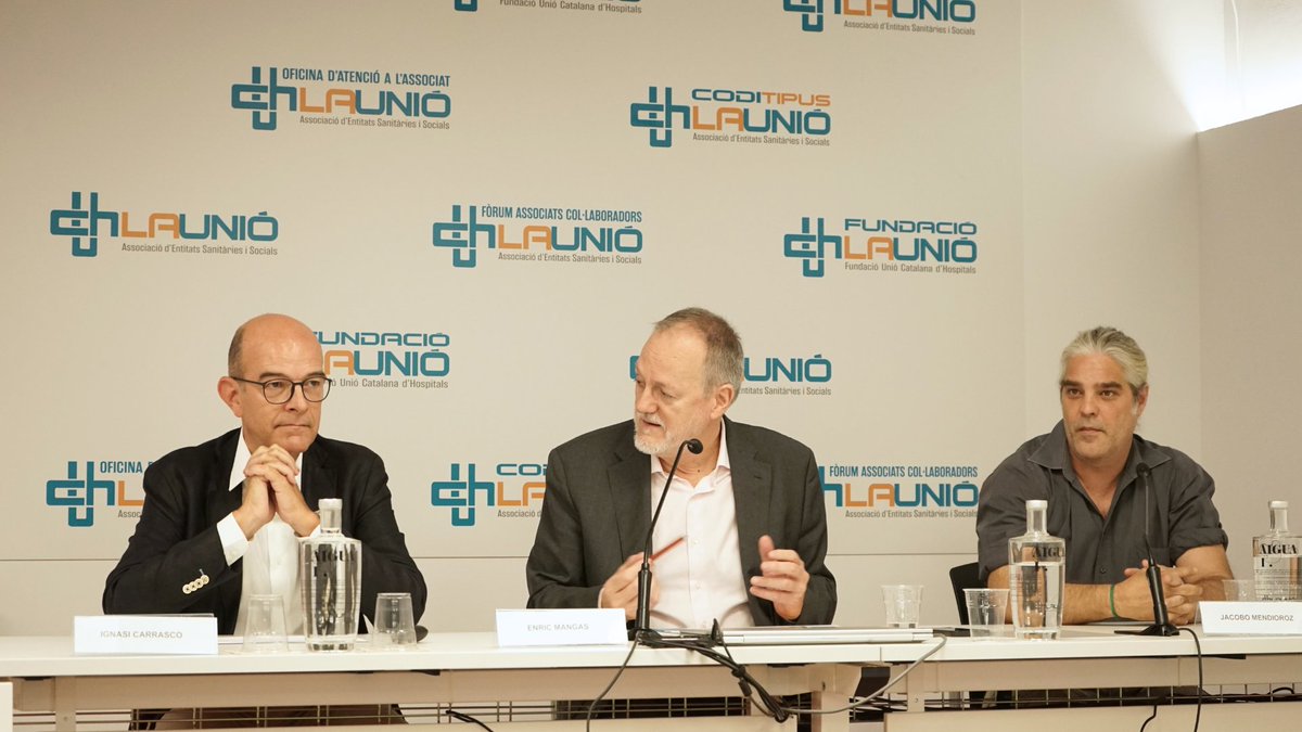 uchcat's tweet photo. 🔵Avui @JacoboMendioroz, Subdirector general de Vigilància i Resposta a Emergències de @salutpublicabcn, i Ignasi Carrasco, director de l’Àrea Assistencial del CatSalut, a la 125a. Assemblea General d’Associats de #LaUnió
#OrgullAssociats https://t.co/rN5bjCX5pF