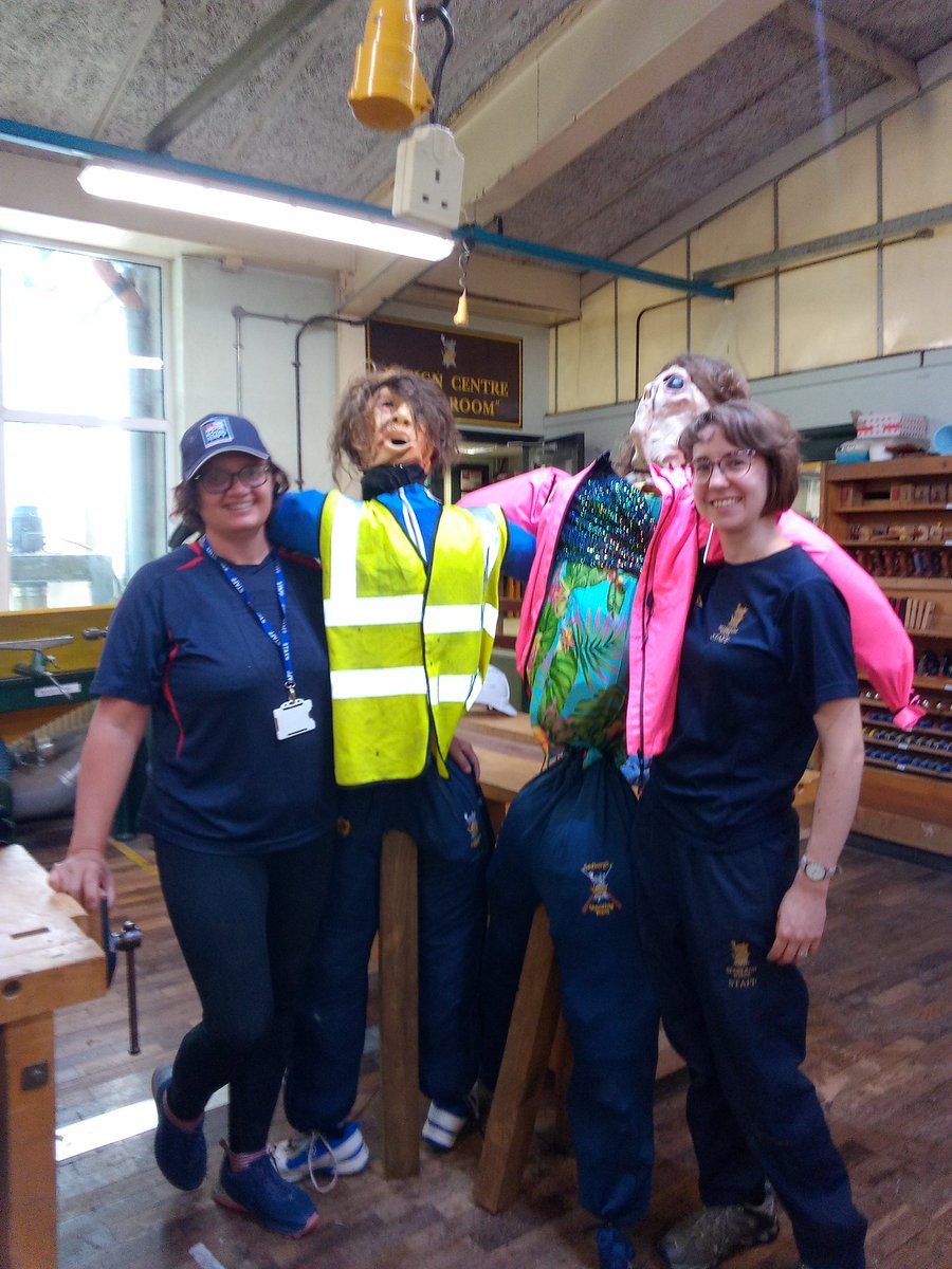 We spent the afternoon building a scarecrow and it was a really fun way to complete our conservation service #challengeweek2023 <a href="/SedberghSchool/">Sedbergh School</a>