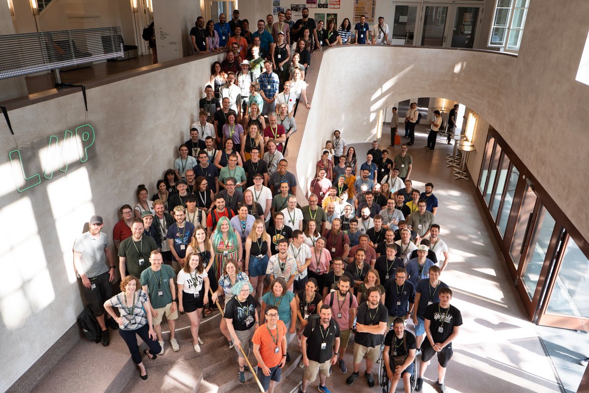 liip's tweet photo. We are LIIP 💚
#LiipConf23 https://t.co/oExNYqGfgN