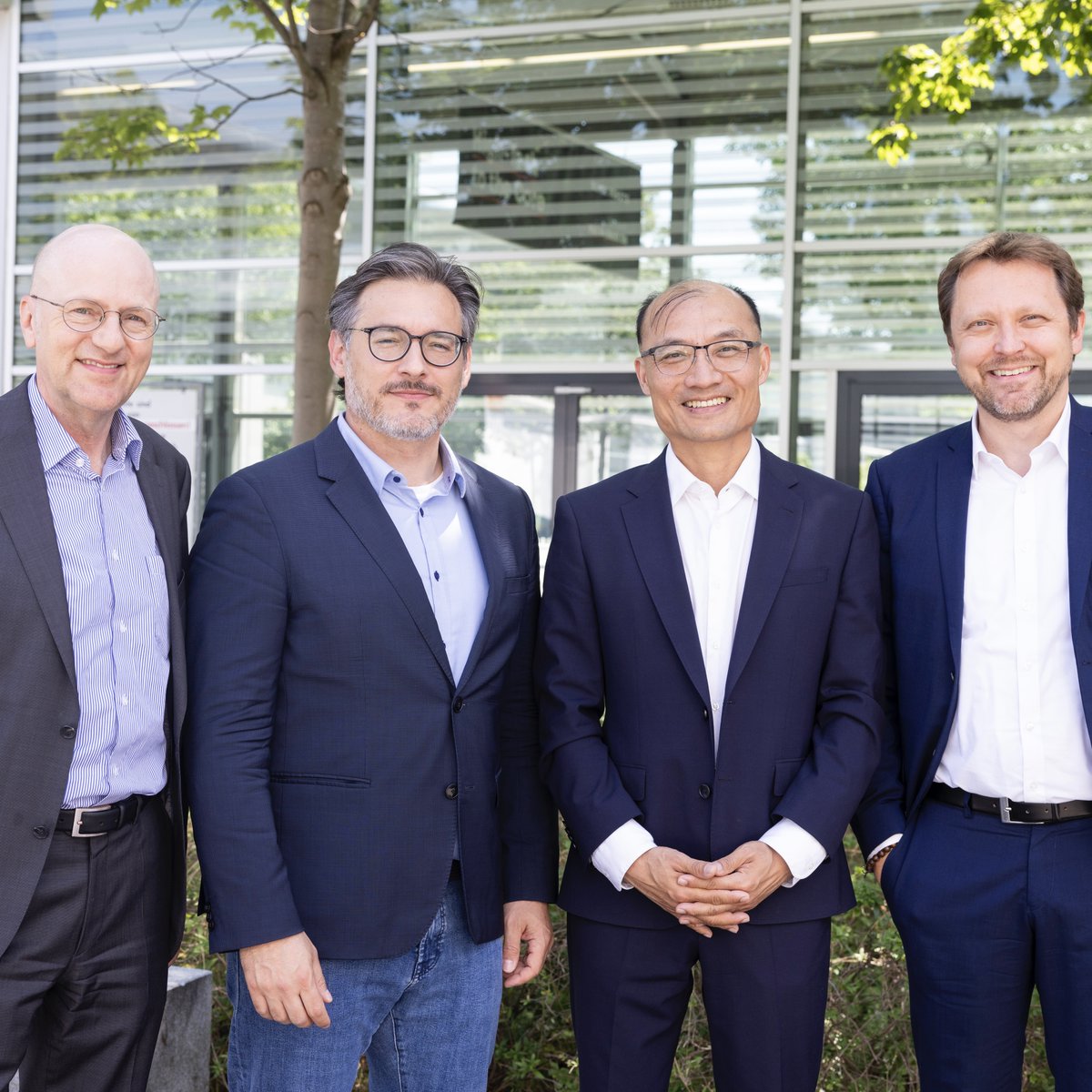 automaticafair's tweet image. Day 3 Wrap-up at #automatica! 🚀✨

Tomorrow marks the #FinalDay of #automatica23. Don&apos;t miss out! Thank you to everyone who made day three an unforgettable experience.