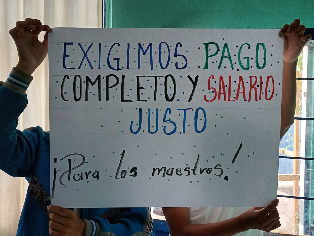 RomeroSpecter's tweet photo. Alumnos apoyando a sus maestros
#pagodecolateral
#pagocompleto
#PagoCompletoDeColaterales
#pagopuntual
@SMSEMmx
@alfredodelmazo
@Marco_ACarbajal https://t.co/aCTBucc9vz