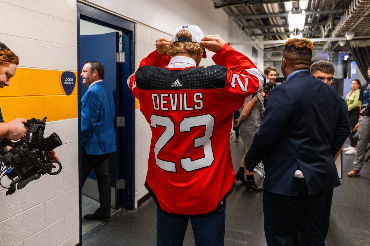 Lookin’ good, Lenni. 

#NJDevils | #2023NHLDraft