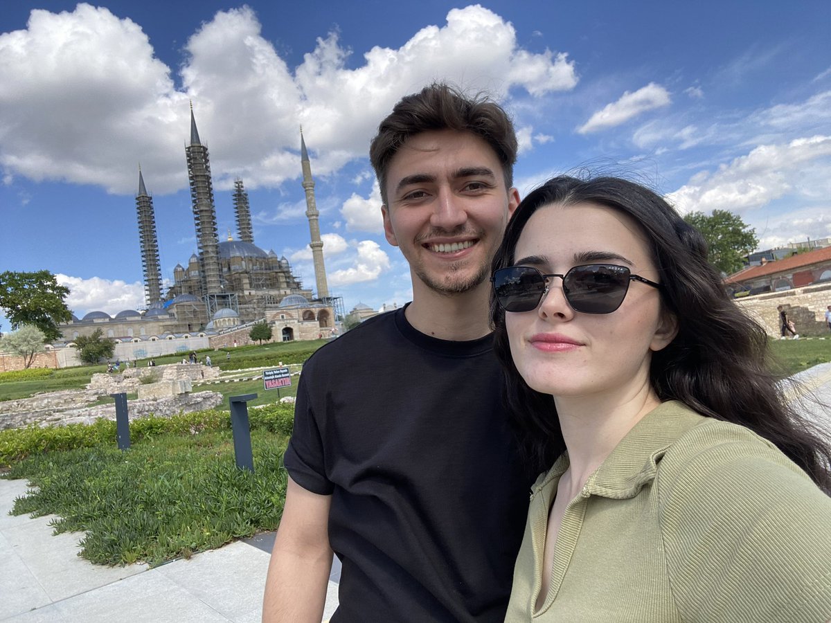 Yengeniz’i 6 yıldır hold ediyorum umarım lik olmam LoL