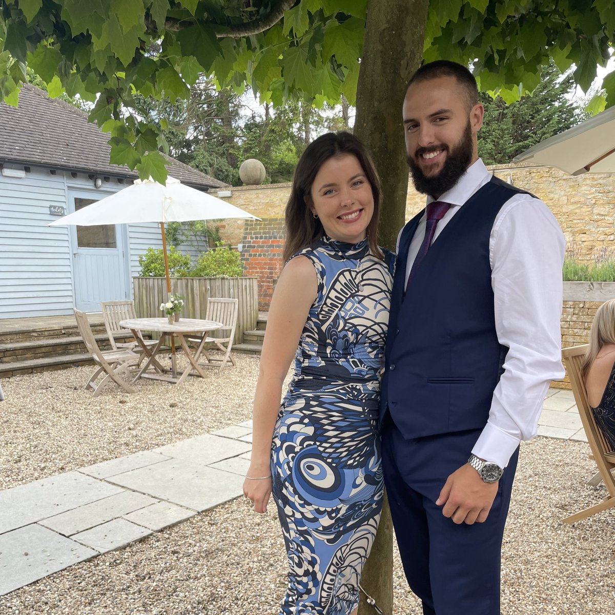 Congrats to Mr n Mrs Beesley 

Also met <a href="/EggboiFN/">Eggboi</a> outta nowhere lmao what a bloke

Big wallop