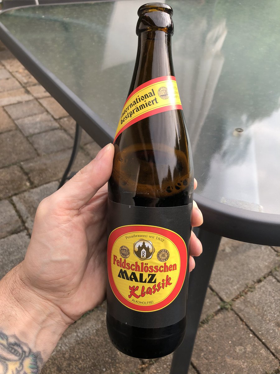 Loose Flip tweet media