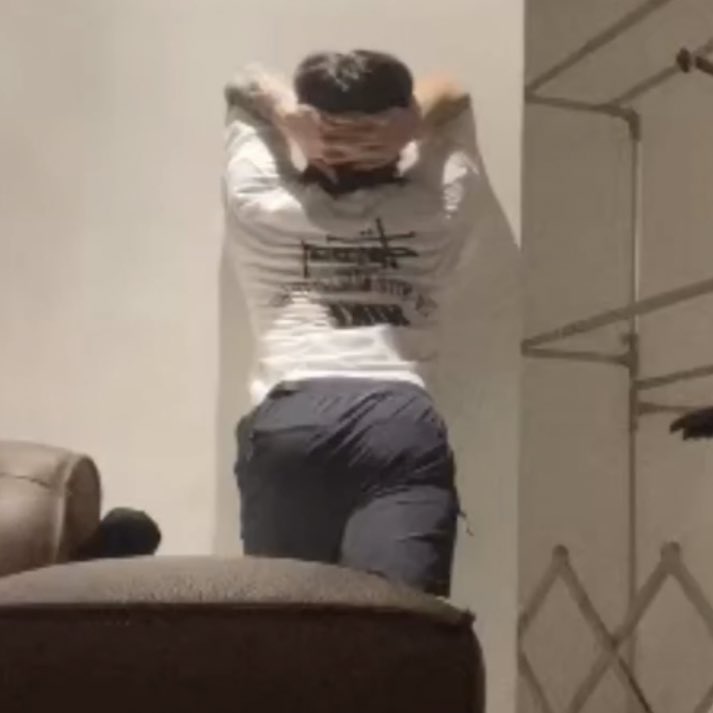 archiveforJK's tweet photo. his buffed chest and thighs…. https://t.co/WeY0RgwQr2