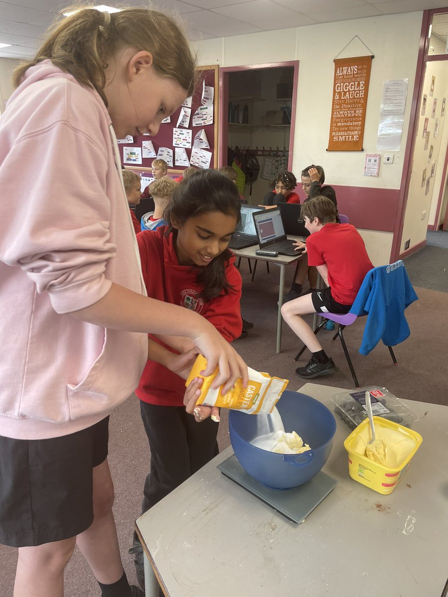 MelthamMoor's tweet photo. Y6 enterprise project today. Our own recipe designs, costed &amp; sale price set, made &amp; then some brilliantly confident sales tactics employed. 250+ buns made and sold out. Tomorrow we calculate which team made the most profit #MMMaths #MMDT #MMpshe https://t.co/KkkJQBZok7