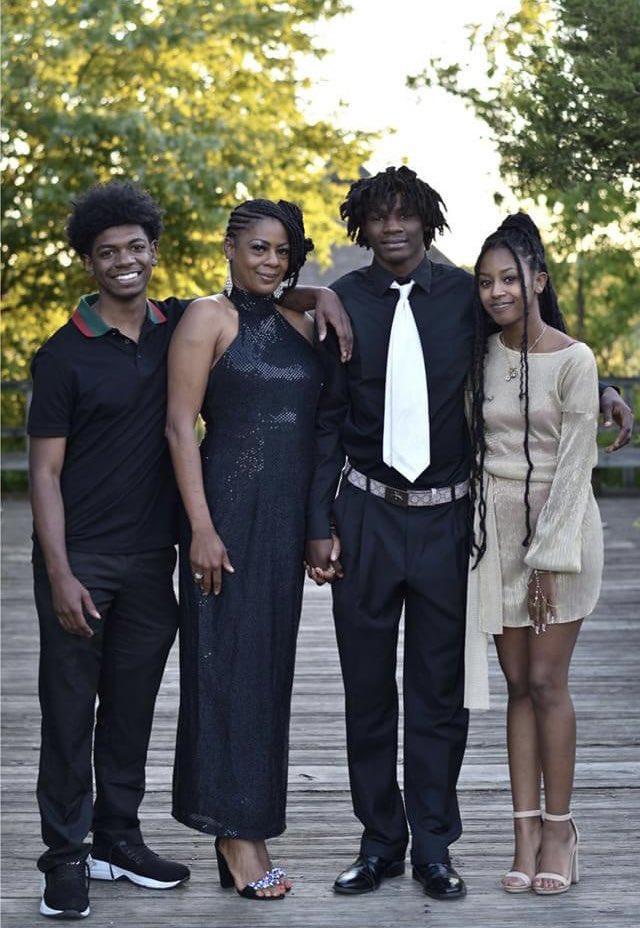 _SlimShadeyy's tweet photo. my baby brother Tyrese’s life was tragically ended due to senseless gun violence on Monday. Tyrese was 20 years old. the sweetest and most faithful young man i’ve ever met. i have no idea how i’m going to live the rest of my life without my brother. https://t.co/x2Ukv8b6az