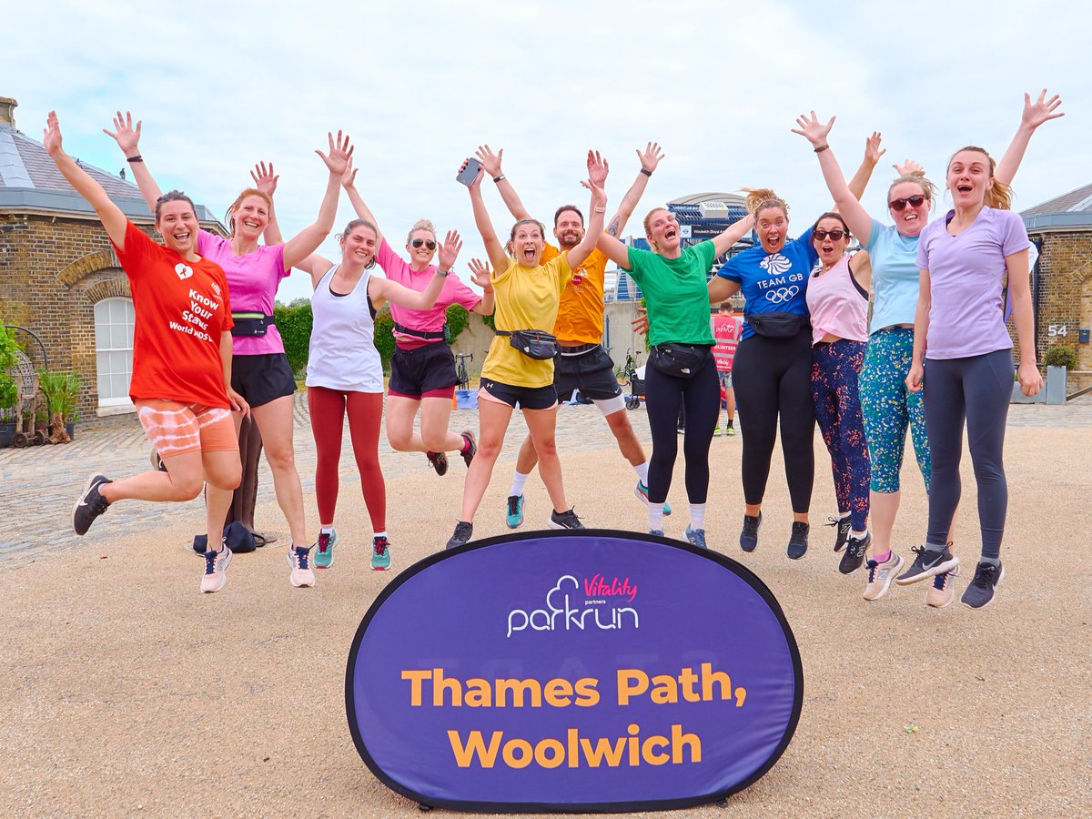 parkrunUK's tweet photo. Who have you introduced to parkrun?

🌳 #loveparkrun https://t.co/bg1LTgASt2