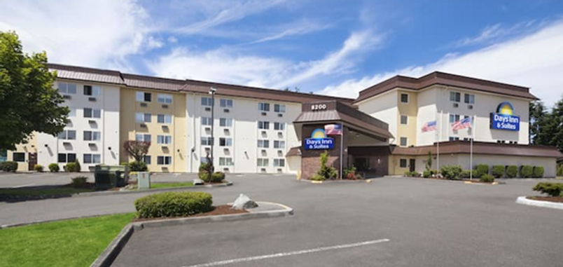 Maple Court Ribbon Cutting; Volunteers at Salmon Bay Village
conta.cc/3XLBRQt
conta.cc/3JEe1jI