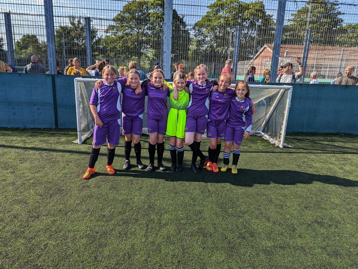 Miss Wren (@cwrswjs) on Twitter photo So proud of our year 5/6 girls football! They played some fantastic football and kept smiles on their faces! Well done South Walney and to all of the other teams at pulse this evening!
<a href="/swalneyj/">South Walney Juniors</a> So proud of our year 5/6 girls football! They played some fantastic football and kept smiles on their faces! Well done South Walney and to all of the other teams at pulse this evening!
<a href="/swalneyj/">South Walney Juniors</a>