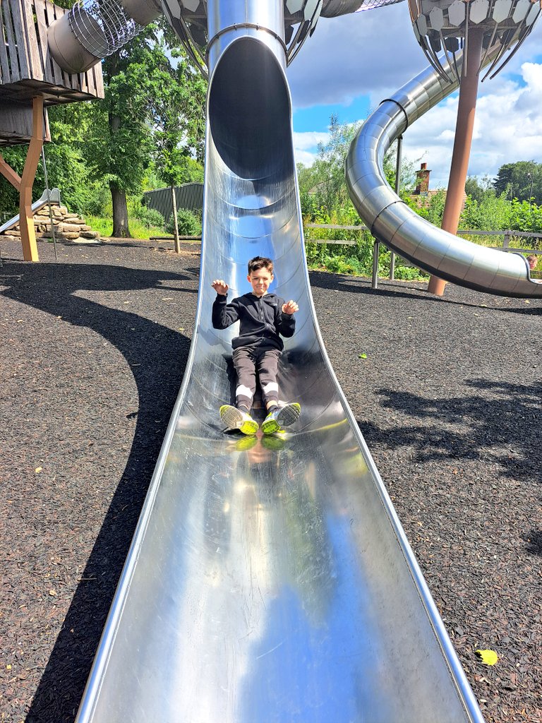 EmmaZollner87's tweet photo. There is nothing more rewarding than seeing children achieve things that caused them huge anxiety.Both slide photos were taken after 20 mins of support and encouragement from peers and staff to achieve the obstacle up. #ks2 #nurture #proud #thisap #primary @Head_TheHeights https://t.co/tv7QZ2l6P7