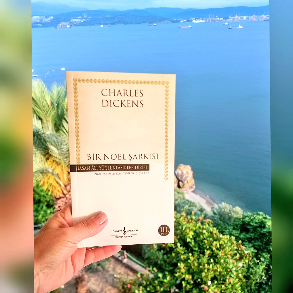 Kendi kalbi gülüyordu ya, bu ona yetiyordu..
__//Charles Dickens
Bir Noel Şarkısı
📖
#haziran🔟✌️📚💚🩵
#altınıçizdiğimsatırlar
#objektifimden 📸