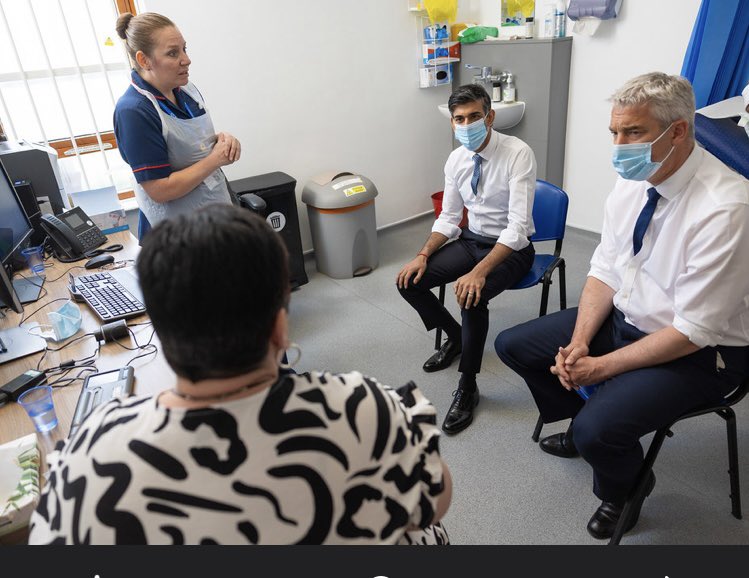BonserIan's tweet photo. Fantastic to see @RishiSunak launch a lung cancer screening programme alongside @drmanikarora during a visit to Rivergreen Medical Centre, part of the Clifton and Meadows PCN, in a drive to improve earlier diagnosis of lung cancer and save more lives. https://t.co/QW9vfCRuIC