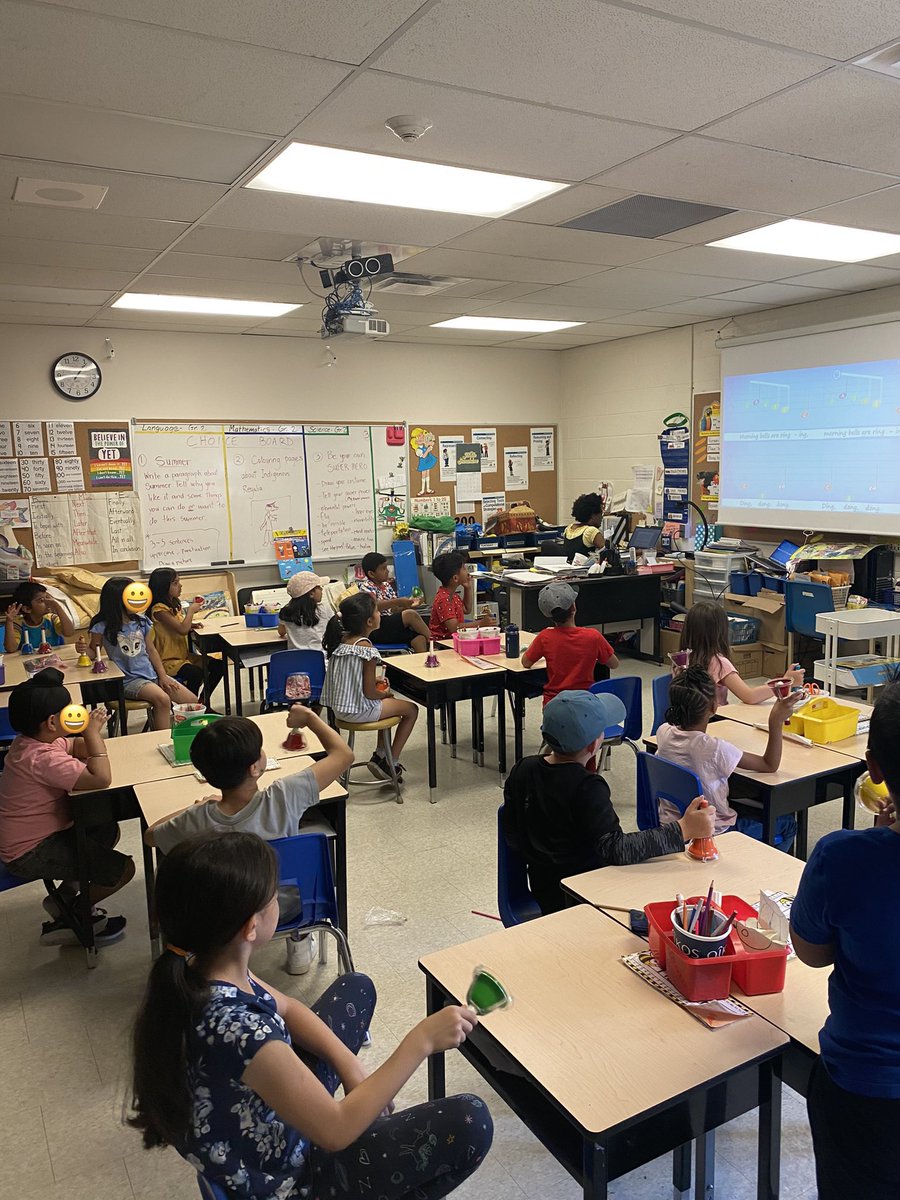 nicole_emmerton's tweet photo. The best first year of teaching at the best school ❤️@hanover_sc https://t.co/vGiDMizuLr