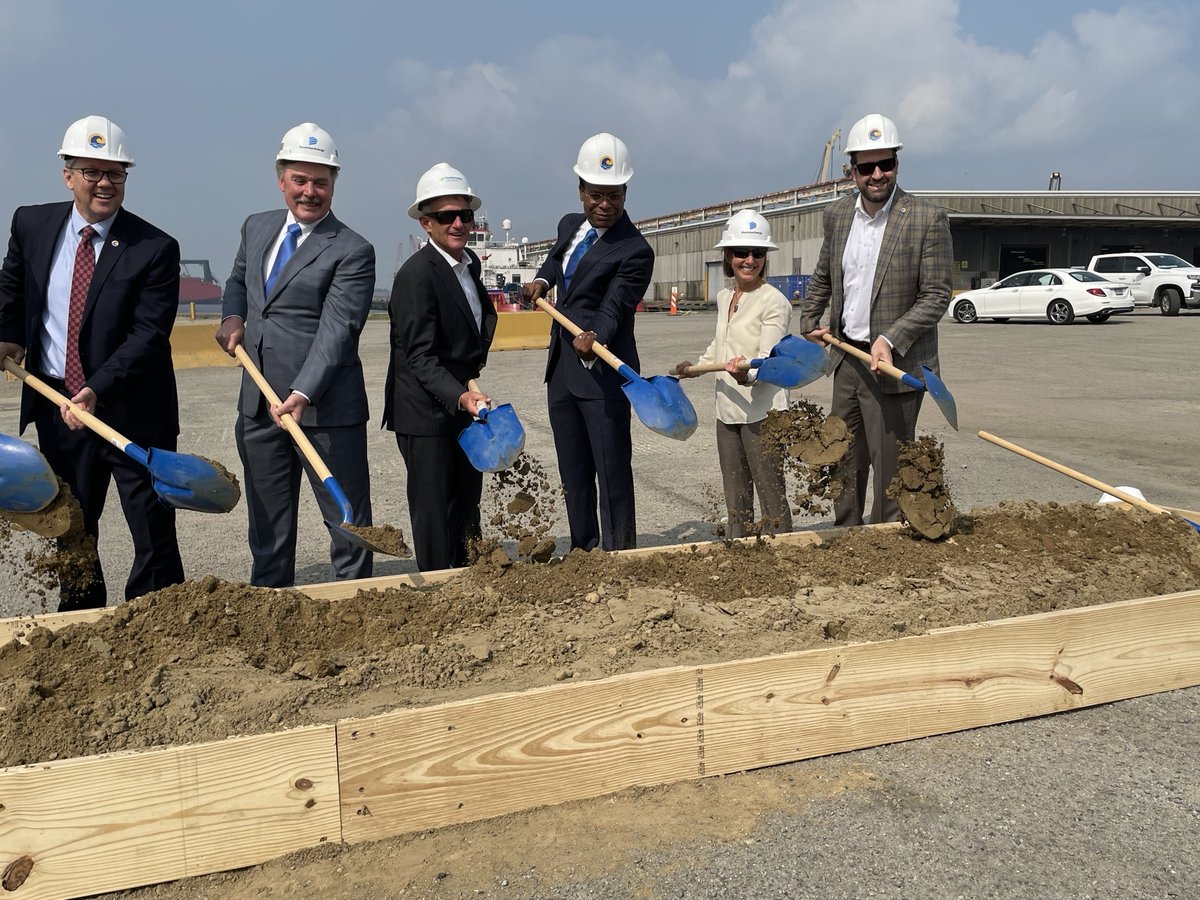 Shovel Ready!  Fairwinds Landing, LLC breaks ground today on an offshore wind Monitoring &amp; Coordination Ctr at Lamberts Points Dock. <a href="/DominionEnergy/">Dominion Energy</a> will be its first tenant and house our #CVOW operations and maintenance base at the <a href="/NorfolkVA/">City of Norfolk, VA</a> location. #cleanenergy #jobs
