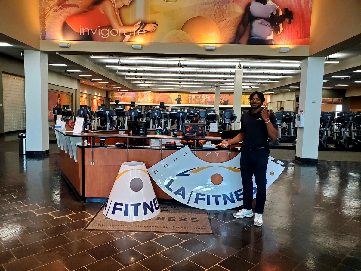 PaddleZlam's tweet image. @PaddleZlam @LAFitness #Contact:  Curtis to schedule contactchosenfitness@gmail.com
#Customcones #UltimatePaddleZlam #PaddleZlam