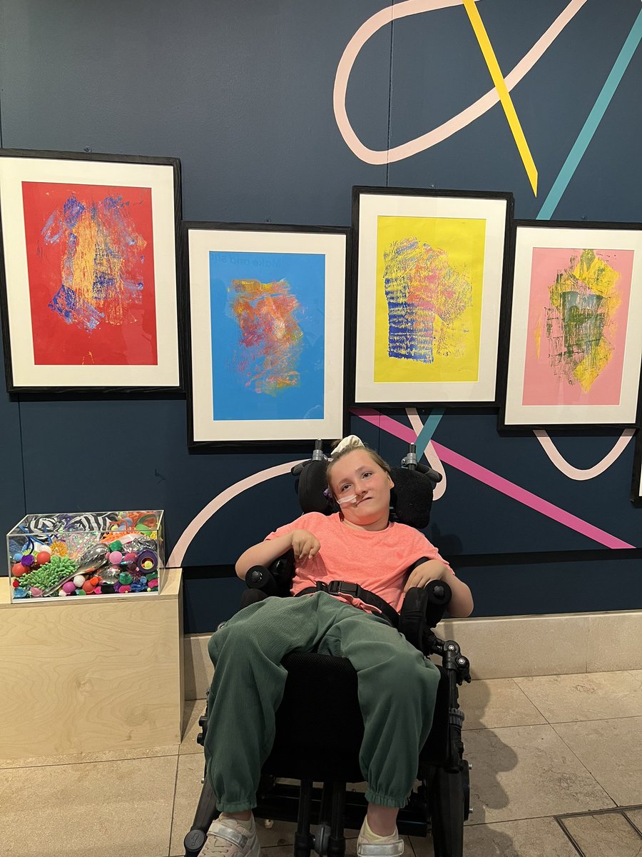 jennympamis's tweet photo. So glad I offered to support @pamiloocp @NatGalleriesSco opening of #YourArtWorld. What fab contributions from @PAMIS_Scotland young artists in their #Freestyle as part of larger exhibit 💖example of inclusion @InspInclusion @CreativeScots @ChristinaSNP https://t.co/jzCwnn73w8