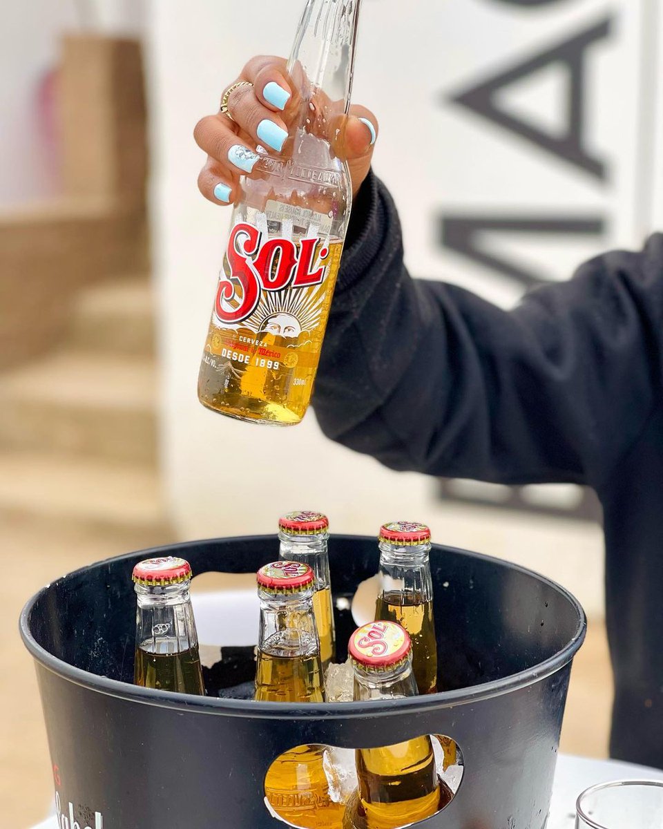 SolBeerUS's tweet image. We’ll take our sun by the bucket 

📸: @emagumenizw