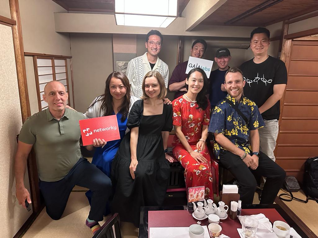 networkyco's tweet photo. Dinner, friends and great conversation 🥂
w/@Saigo_B @TheCalvinCycle @Mavymix @ikuma @RichardRobinson
@IVS_Official #Networky #Kyoto #TechEvents https://t.co/txgYQ2h31J