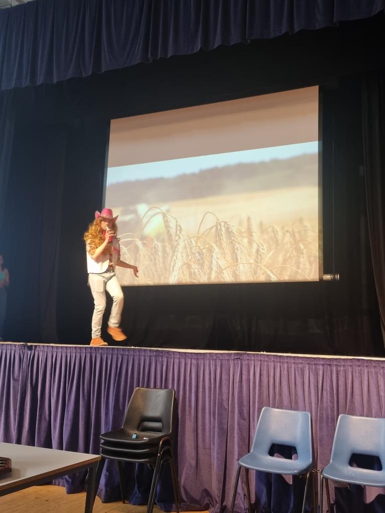 Graeme High School tweet media