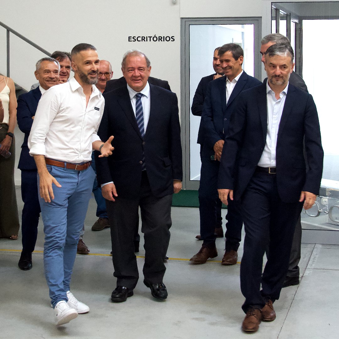 Artnovion's tweet photo. Yesterday was a truly remarkable day for our company as we had the privilege of welcoming the Portuguese Minister of Economy. The visit not only reaffirms our commitment to the future, but fuels the team to push the boundaries of Acoustic Solutions

#artnovion #acousticpanels https://t.co/kArzCnprAt