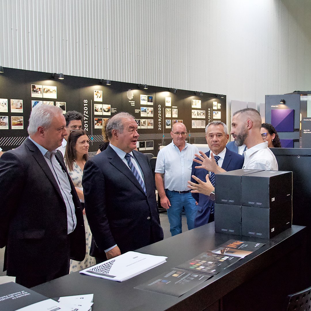 Yesterday was a truly remarkable day for our company as we had the privilege of welcoming the Portuguese Minister of Economy. The visit not only reaffirms our commitment to the future, but fuels the team to push the boundaries of Acoustic Solutions

#artnovion #acousticpanels