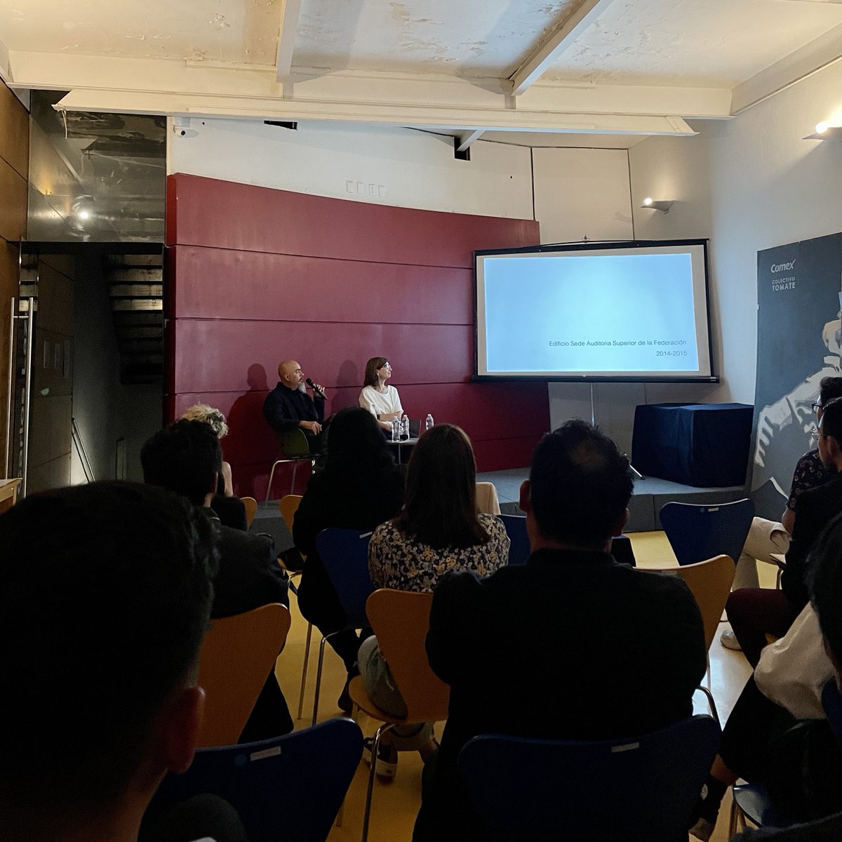 colegiodearqs's tweet photo. En el último #Arquidiálogo contamos con la presencia de Guillermo Buchan.

Nos compartió su visión y experiencia profesional a través de 5 obras institucionales en las que participó como coordinar de arquitectura.

#CAMSAM #arquitectura
🔗Consúltalo aquí : https://t.co/Y7bogJ1li1 https://t.co/EnbFAulAip