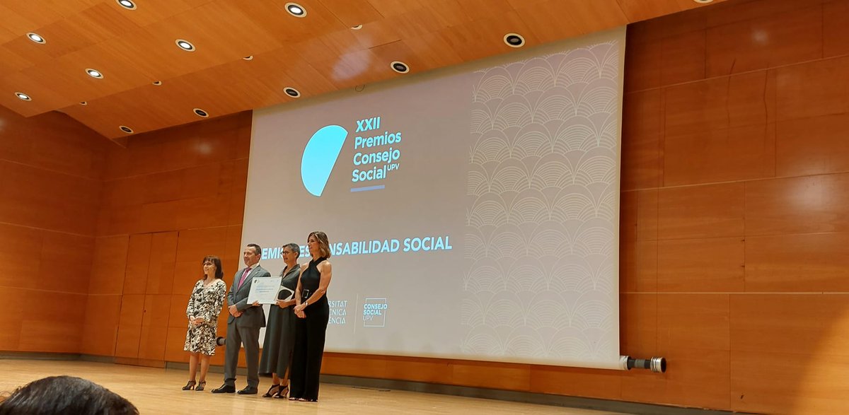 Enhorabuena a la iniciativa #VoluntariadoUPV que demuestra día a día que las profesiones tecnológicas son muy sociales #ResponsabilidadSocial #PremiosConsejoSocial <a href="/UPV/">Universitat Politècnica de València</a> <a href="/UprofesValencia/">Unión Profesional Valencia</a> <a href="/COGITIValencia/">COGITI Valencia</a> <a href="/MesaIngValencia/">Mesa de la Ingeniería Valenciana</a>