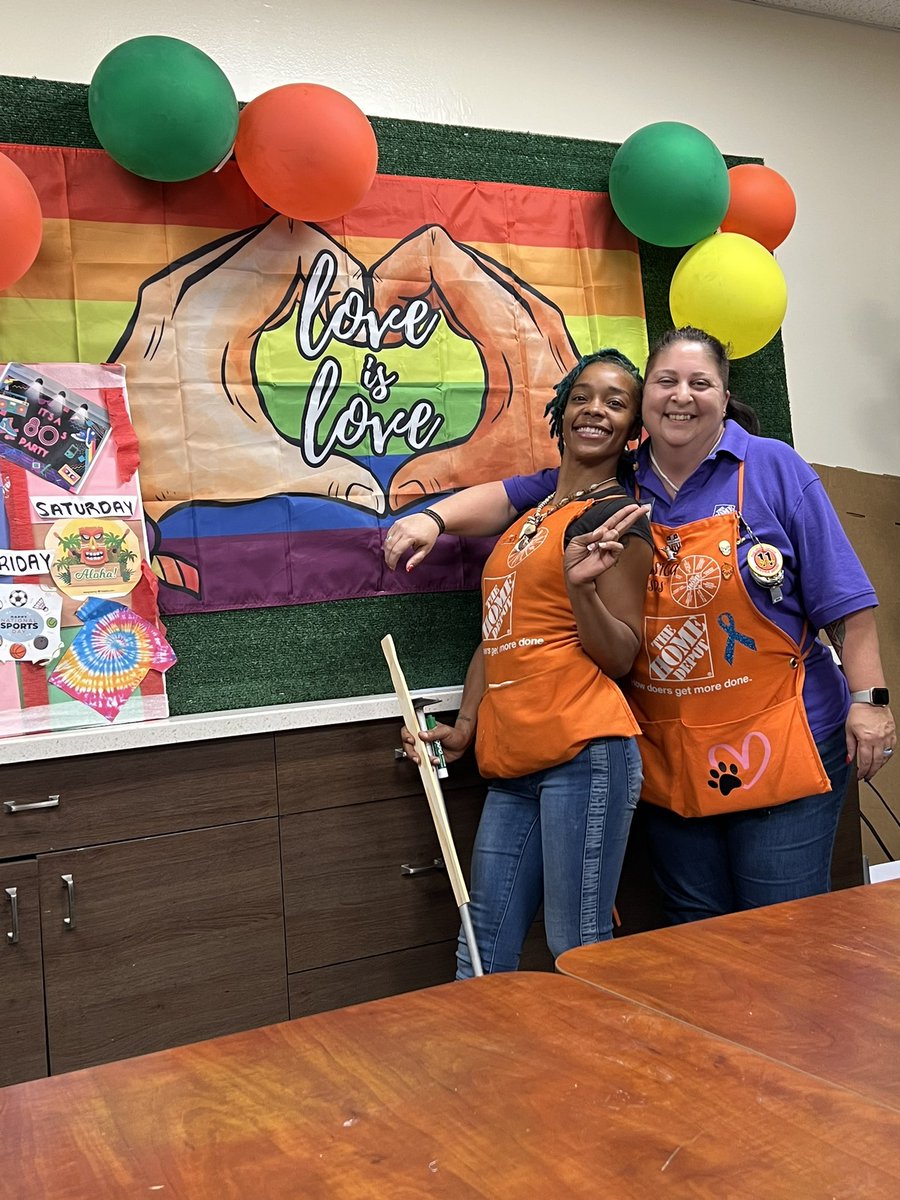 TorieJ_HD's tweet photo. Celebrating Pride Day 🌈at 0367!! @hayes_jamar @jxh076 @MistyUsher8 @IsaiasVitalJr @Carolyn_THD https://t.co/vATC2Gkn8B