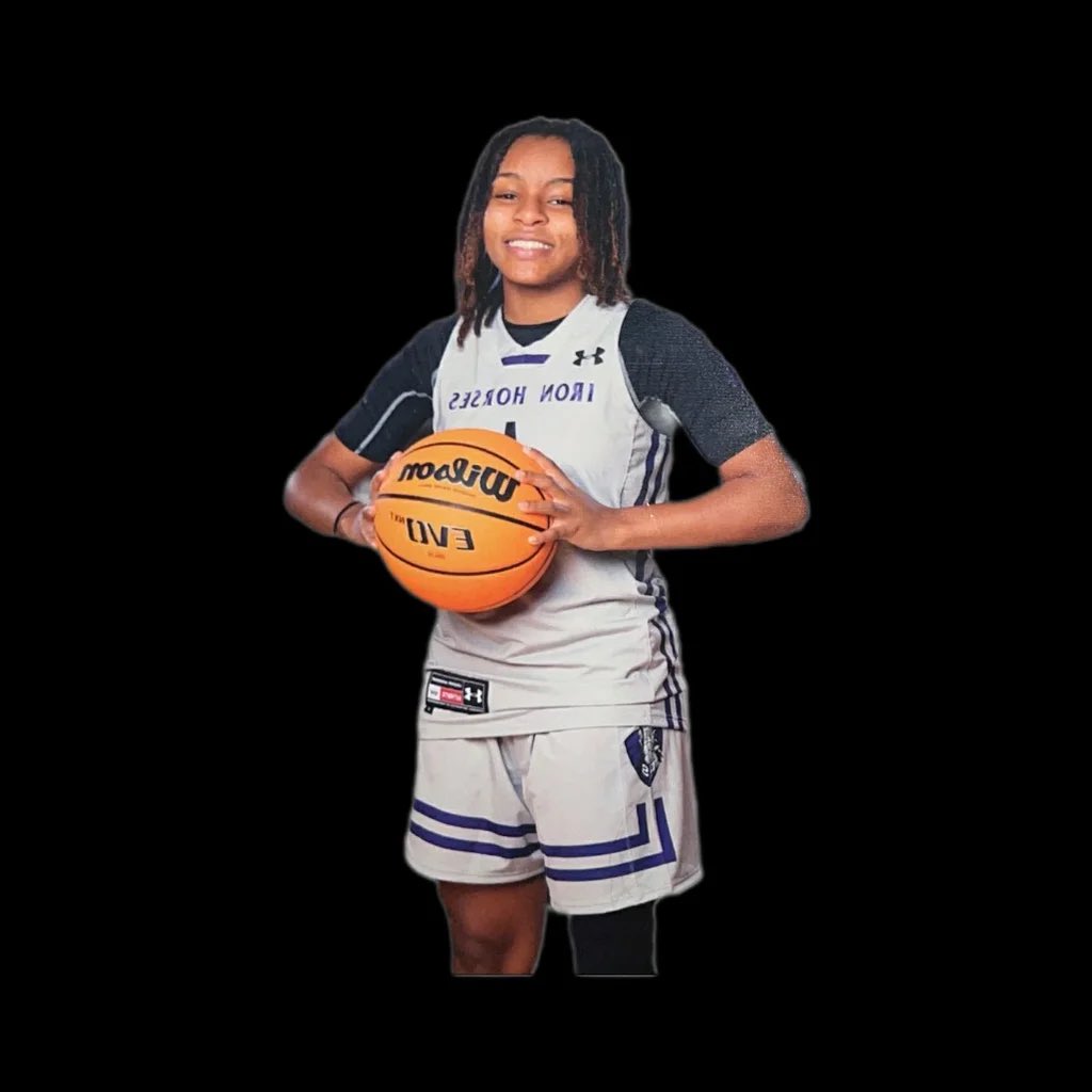 Happy Birthday 🎂 to our incoming Freshman PG, Kennedy Rivers!