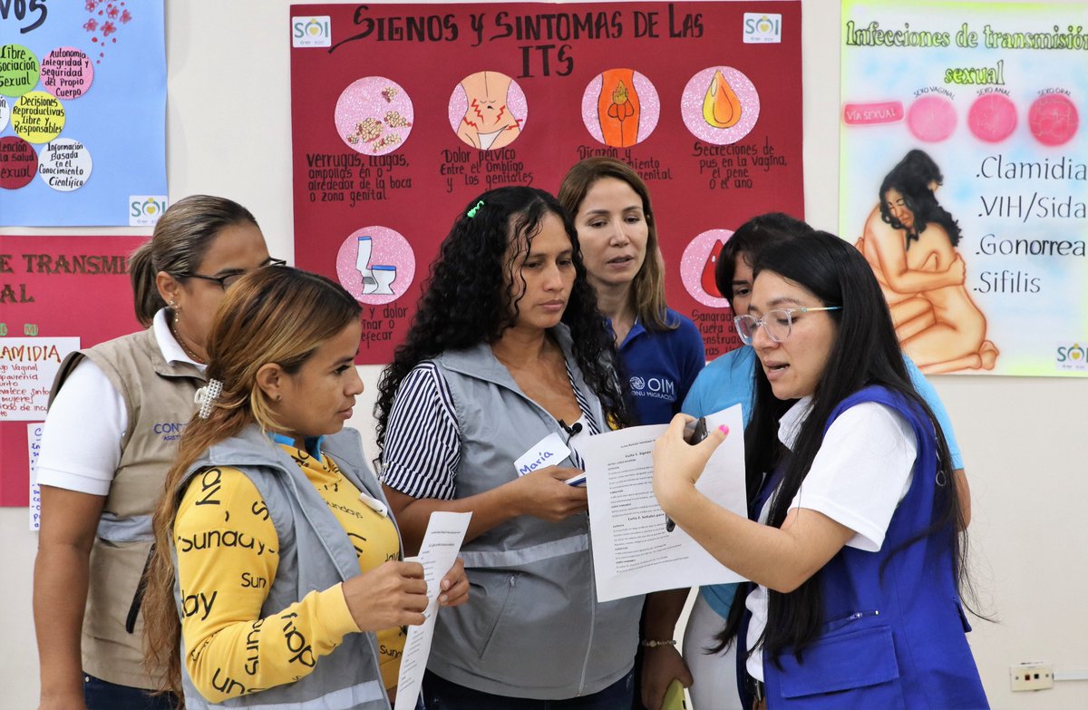 OIMColombia's tweet photo. 🧵#SOI Comunidad | Con el objetivo de promover la #SaludMaterna🤱en Valledupar📍realizamos el taller de comunicaciones 👩🏻‍🏫donde líderes y lideresas de la #RedComunitariadeSalud 'Red Panas' crearon mensajes clave en salud y aprendieron sobre el uso de herramientas digitales. https://t.co/7HB9KMFLaa