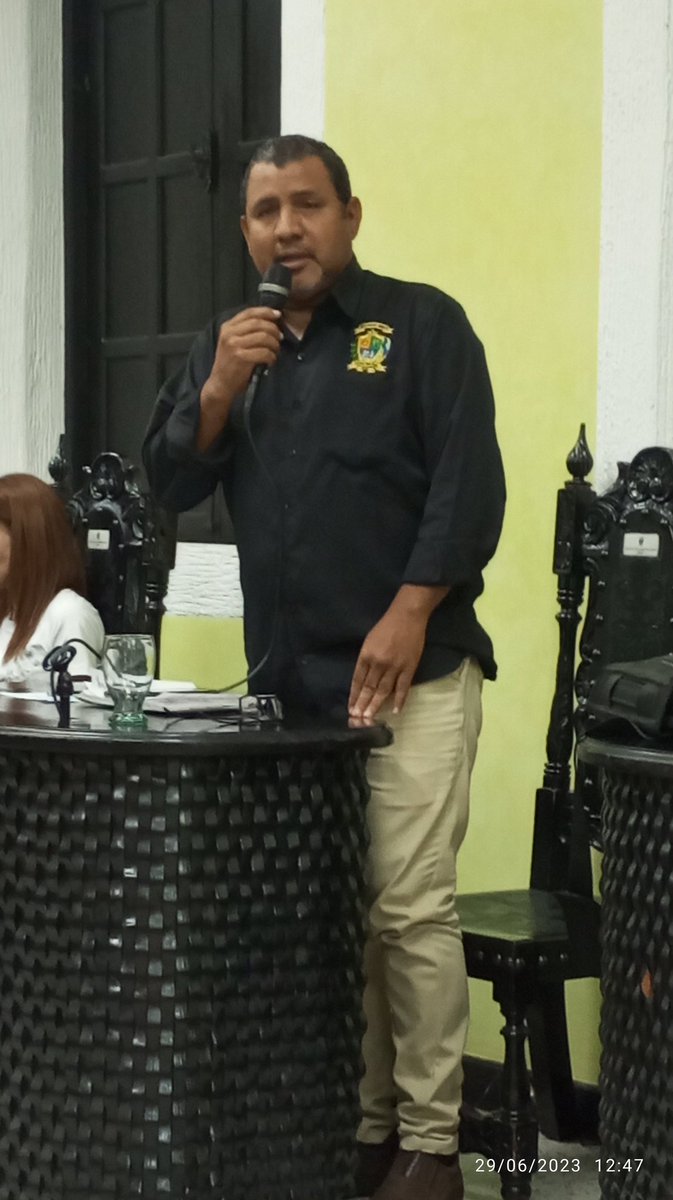 Carlos Rodríguez (@r_carlospsuv) on Twitter photo #ahora continuamos con la presentación de informes de la diferentes comisiones de nuestro ilustre concejo municipal de Angostura del Orinoco
<a href="/NicolasMaduro/">Nicolás Maduro</a> <a href="/dcabellor/">Diosdado Cabello R</a>
<a href="/amarcanopsuv/">Ángel Marcano</a> <a href="/comandosergioh/">Sergio Hernandez</a>
#EmpoderarElPoderPopular #ahora continuamos con la presentación de informes de la diferentes comisiones de nuestro ilustre concejo municipal de Angostura del Orinoco
<a href="/NicolasMaduro/">Nicolás Maduro</a> <a href="/dcabellor/">Diosdado Cabello R</a>
<a href="/amarcanopsuv/">Ángel Marcano</a> <a href="/comandosergioh/">Sergio Hernandez</a>
#EmpoderarElPoderPopular