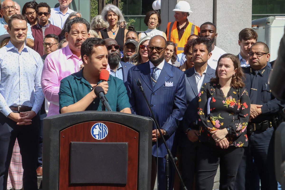 SaraENelson's tweet photo. Thank you @MayorofSeattle for putting forward the Downtown Activation Plan! 

I'm fully committed to supporting legislation and investments that come through my Economic Development committee. https://t.co/Tiz55fuZUm
