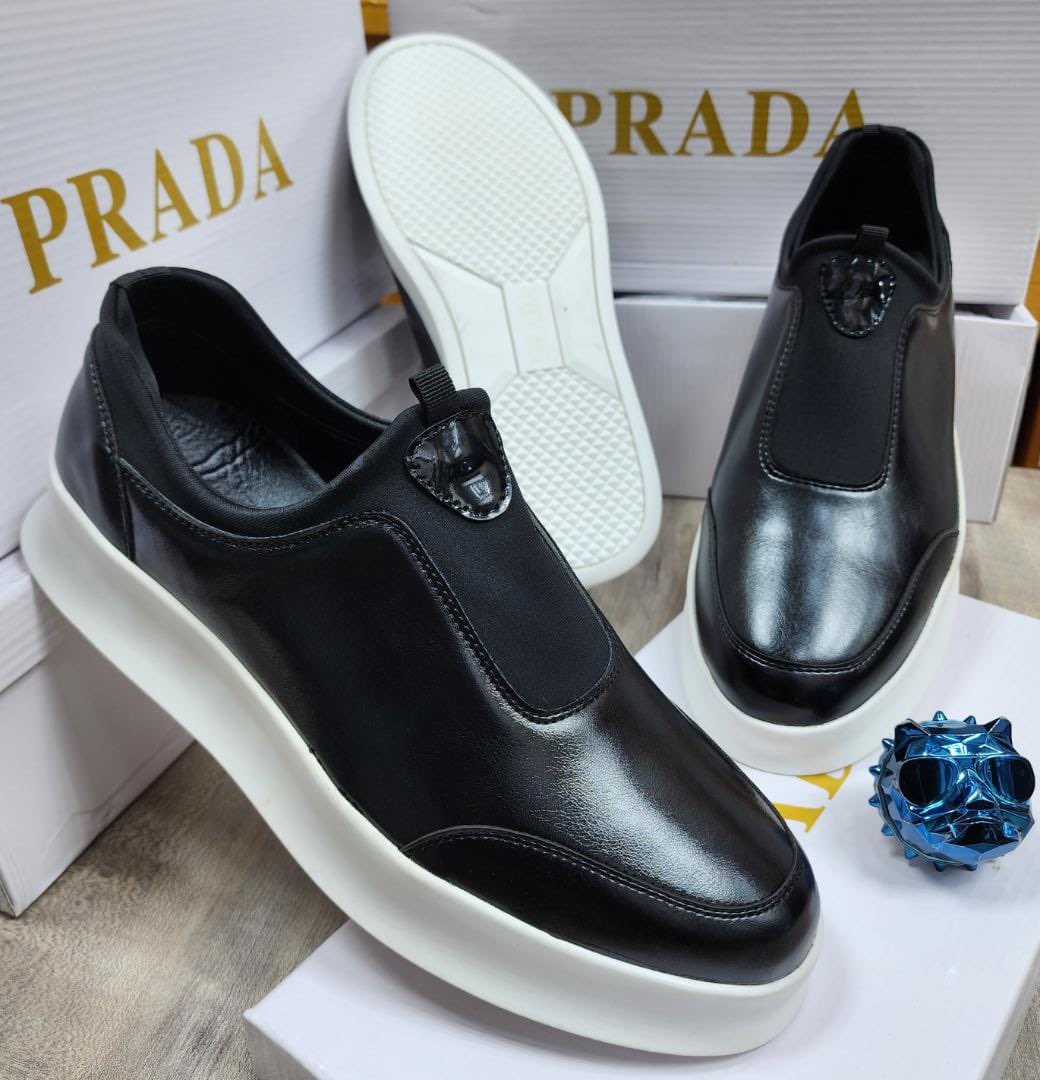 SoliRichar's tweet photo. Original 
Fully boxed 
38,000 only 
Size 40–46 
Nationwide deliver https://t.co/lWz8VQ5i4R