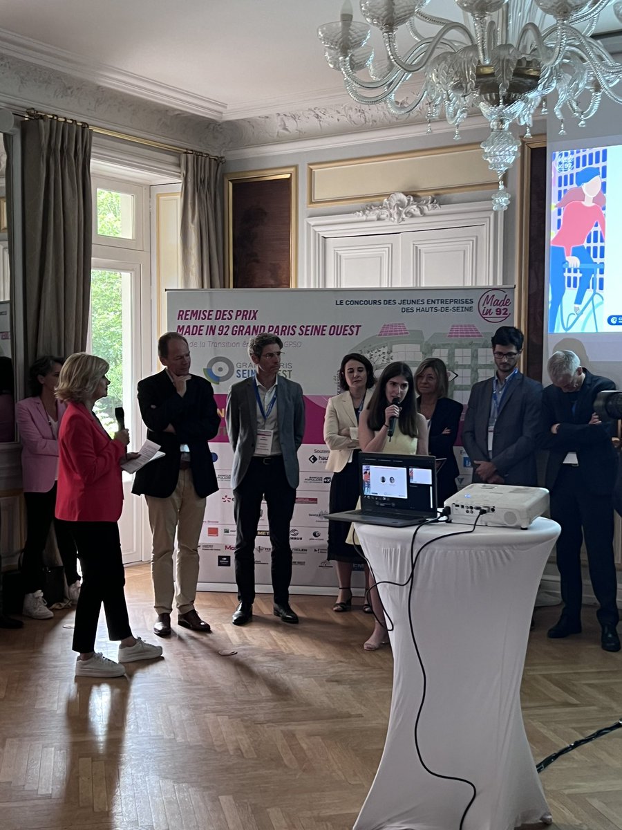 SeineOuest's tweet image. 🔴 En live #Madein92  |  @teamwyes, à @Ville_BoulogneB, remporte le prix dans la catégorie Santé Sport Bien-être et se sélectionne pour la finale !