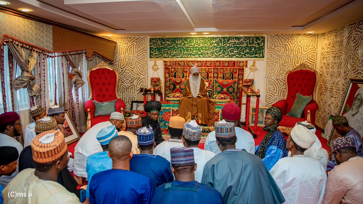 Dj_Abba's tweet photo. Paid a courtesy vist to His Royal Highness Sunusi Lamido Sunusi II https://t.co/nY8b6FjEic